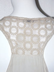 T-shirt Canotta MissMiss svasata in voual  con collo in pizzo a v