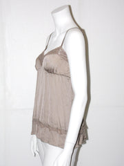 Top donna KoraKor in raso con bordi in pizzo modello ultimo impero