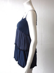 Top donna Fiori Chiari modello nido d'ape con balze e spalline