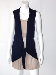 Maglia Cardigan Fiori Chiari smanicata con punte assimmetriche