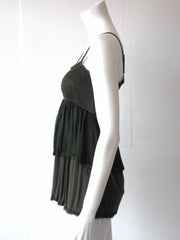 Top donna Fiori Chiari modello nido d'ape con balze e spalline